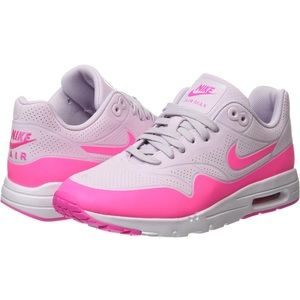 RARE BARBIE NIKE WOMEN AIR MAX 1 ULTRA MOIRE (BLEACHED LILAC/WHITE /PINK BLAST)